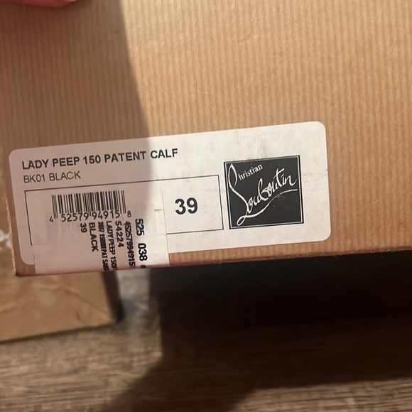 Christian Louboutin heels - Picture 4 of 5